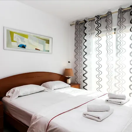 Arena - Διαμέρισμα Λορέτ Ντε Μαρ