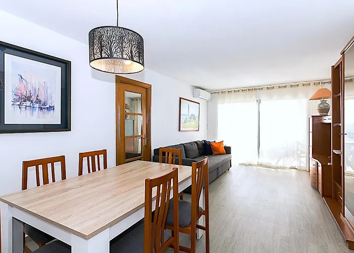 Appartement Arena - *